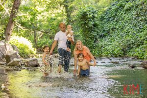 family session at creek, family of five posing, family session, san jose family photographer, los gatos, family session,
