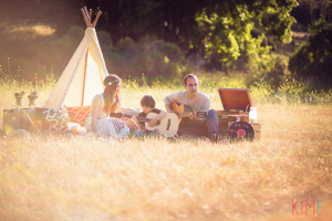 photos by kim e - san jose photographer - family session at rancho san antonio - sunset - rustic - family session - golden hour - beatles inspired family session
