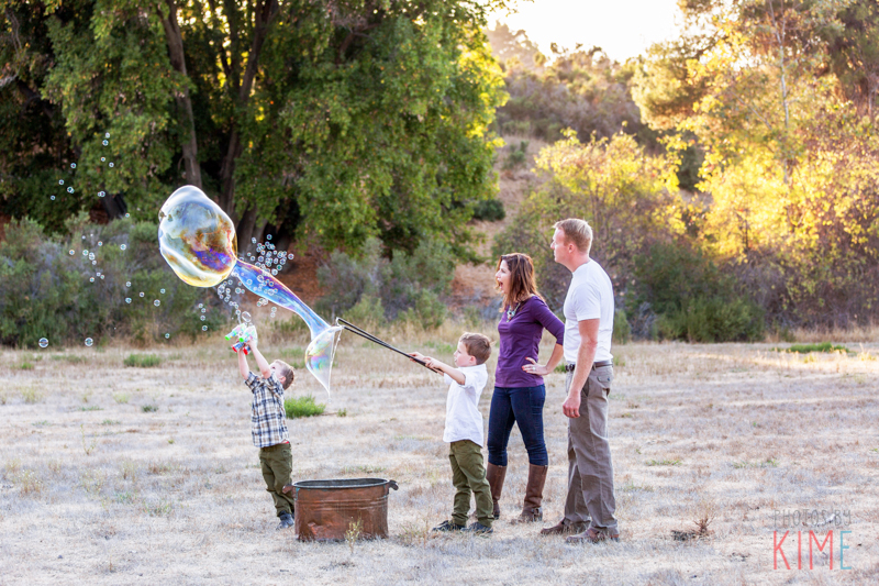 san jose photographer - rancho san antonio - family session - family photoshoot - bubbles - giant bubbles - family fun - photos by kim e 