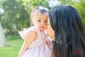one year birthday - family - lifestyle - san jose - bay area - fun - mother - daughter - kisses
