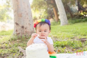 one year birthday - family - lifestyle - san jose - bay area - fun - rainbow - crown - cakesmash